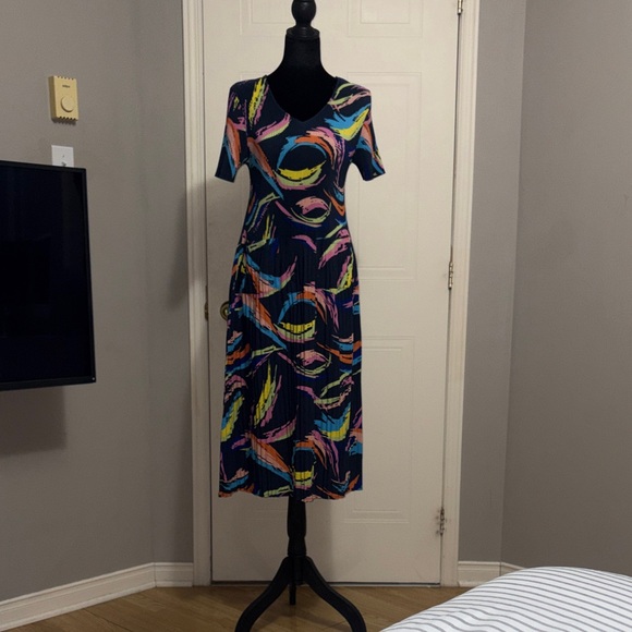 no tag Dresses & Skirts - Plus Size Vibrant Navy Blue Midi Dress – Electric Pleated Satin-Like Fabric